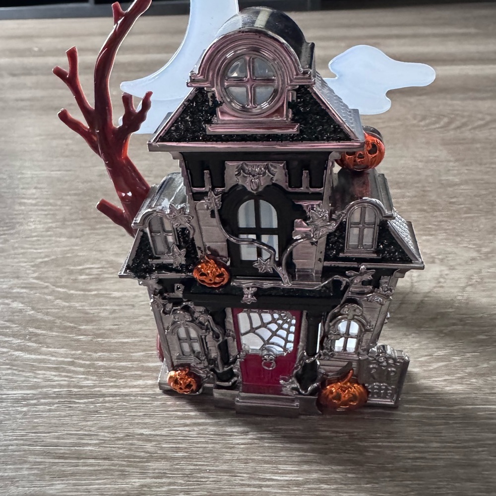 Light Up Haunted House Bath and Body Works Plug In